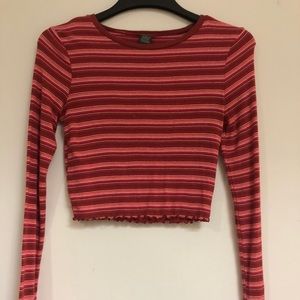 Long sleeve crop top